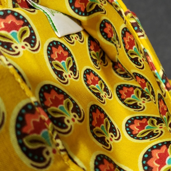 Vera Bradley Wristlet Quilted Zip Around Wallet ID Window Provencal Yellow - Picture 4 of 8